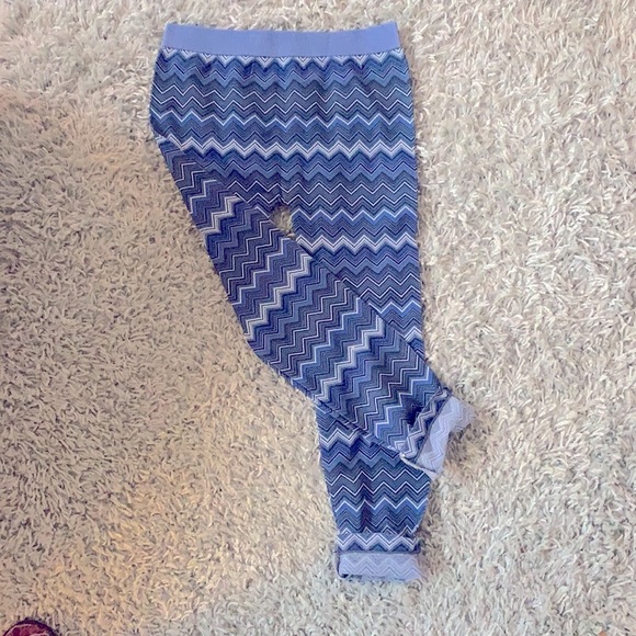 😎 2 for $17 😎 Ankle Leggings by Poof! - Picture 3 of 8